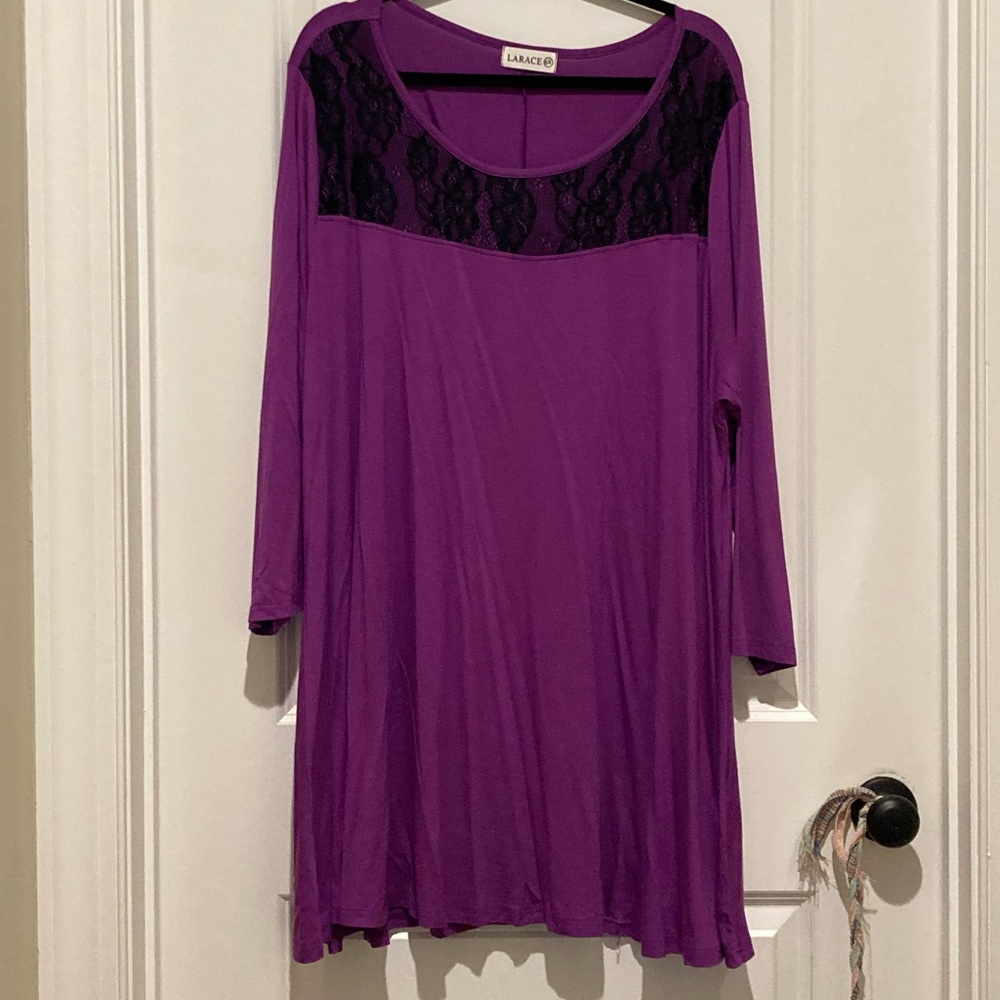 Larace Top